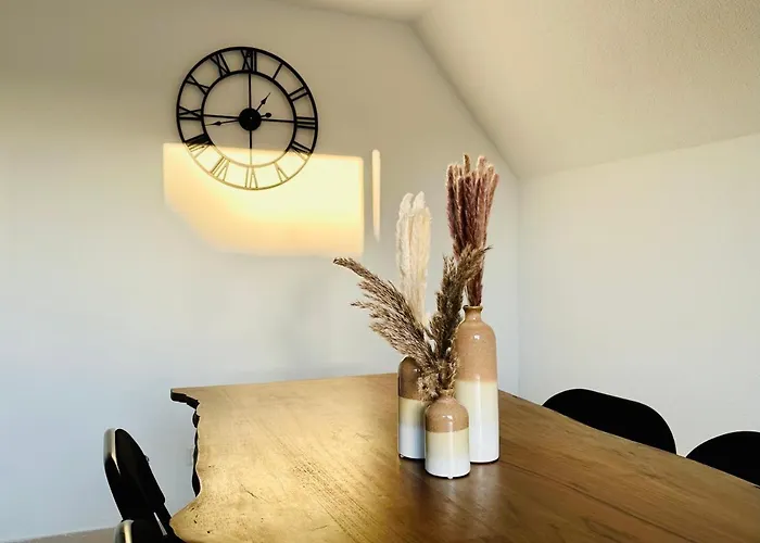 Bergblick-apartment Istayunixi Seenaehe-workspace-netflix I Keine Monteure Apartamento Friedrichshafen