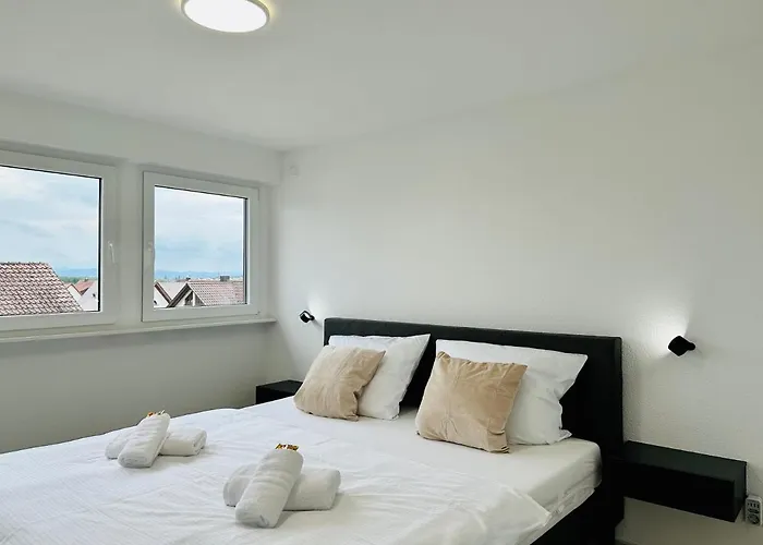 Bergblick-apartment Istayunixi Seenaehe-workspace-netflix I Keine Monteure Apartamento Friedrichshafen
