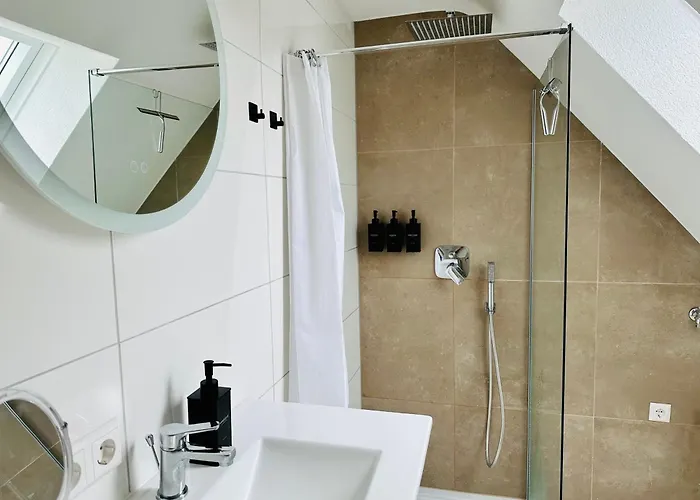 Bergblick-apartment Istayunixi Seenaehe-workspace-netflix I Keine Monteure Apartamento Friedrichshafen